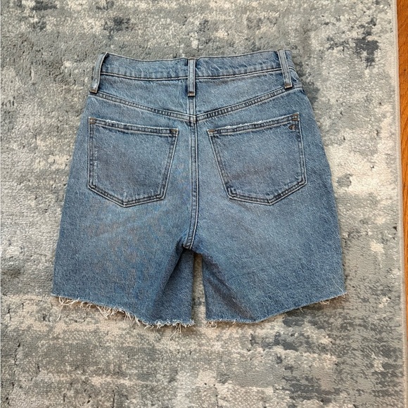 Madewell High-rise denim Mid-length shorts, SZ 25 in Bingley Wash - Picture 3 of 6